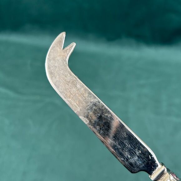 Vintage Silver Pewter Grape Vine Small Cheese Knife - Picture 3 of 5